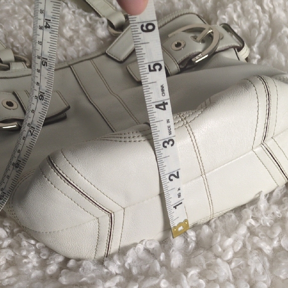 Coach White Leather Shoulder Bag with Silver Accents - Picture 10 of 13